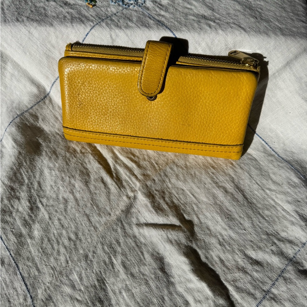 Fossil Yellow Leather Wallet